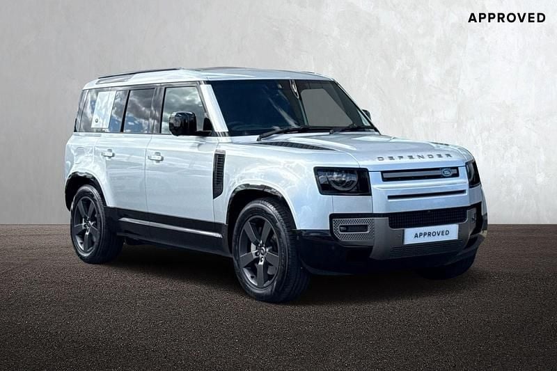 Silver Used 2024 Land Rover Defender HSE Dynamic SUV | £62,990 (Good price) - Image 1/4