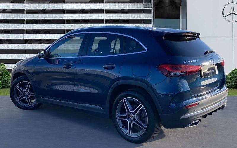 Used Mercedes GLA200 Executive 150 HP (110 kW) 2022 SUV