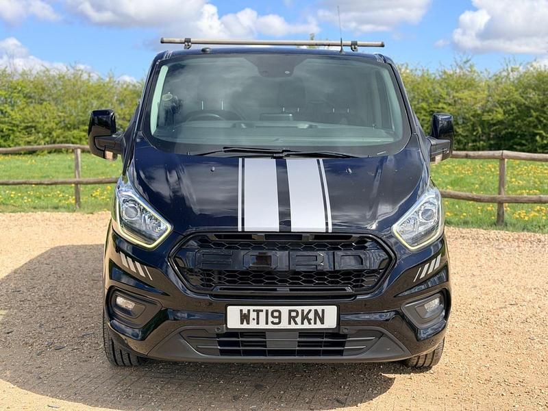 Used Ford Transit Custom Limited 130 HP (95 kW) 2019 Black Van