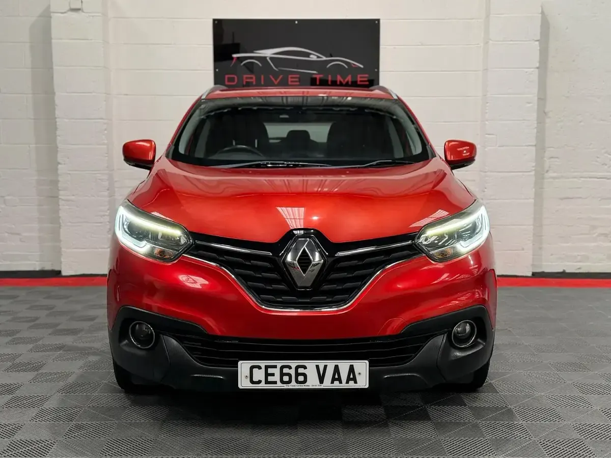 Used Renault Kadjar Dynamique 130 HP (95 kW) 2016 Red SUV