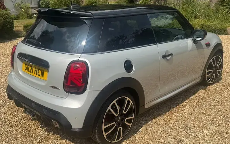Used Mini John Cooper Works Comfort 231 HP (169 kW) 2021 Silver Hatchback