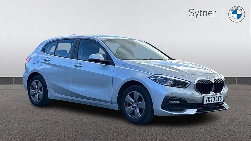 Used BMW 118 Sport Line 138 HP (101 kW) 2020 Silver Hatchback