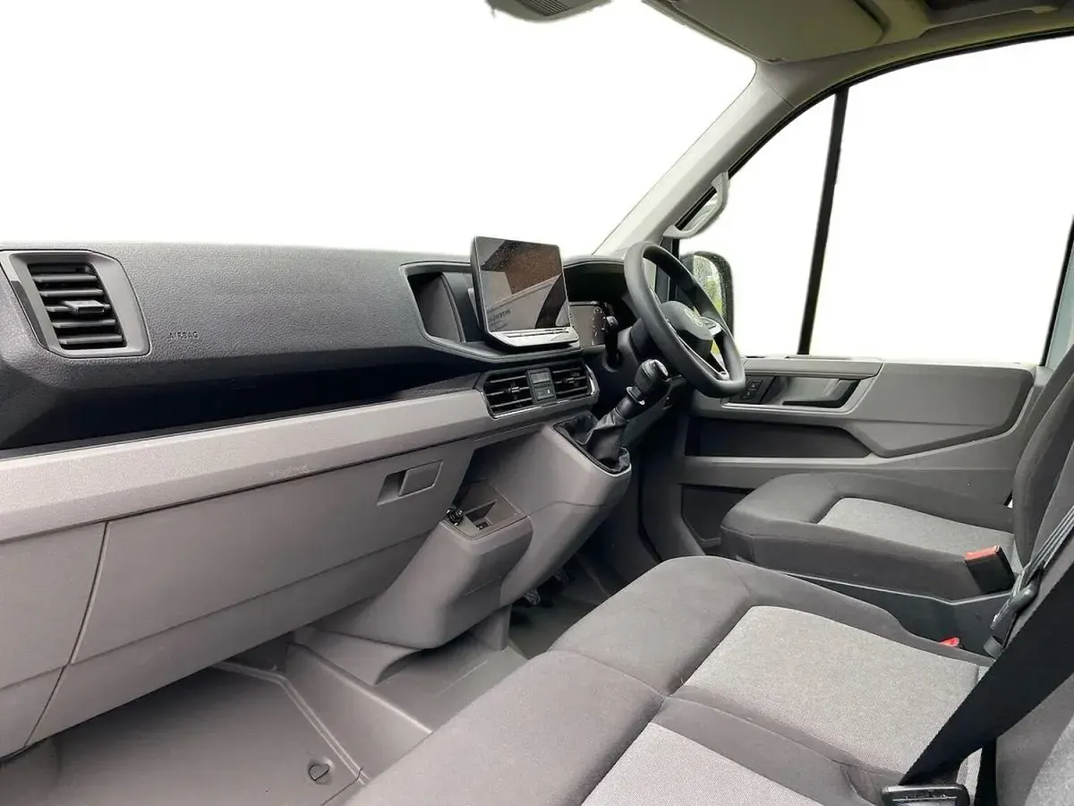 Used VW Crafter 140 HP (102 kW) 2025 Silver Van