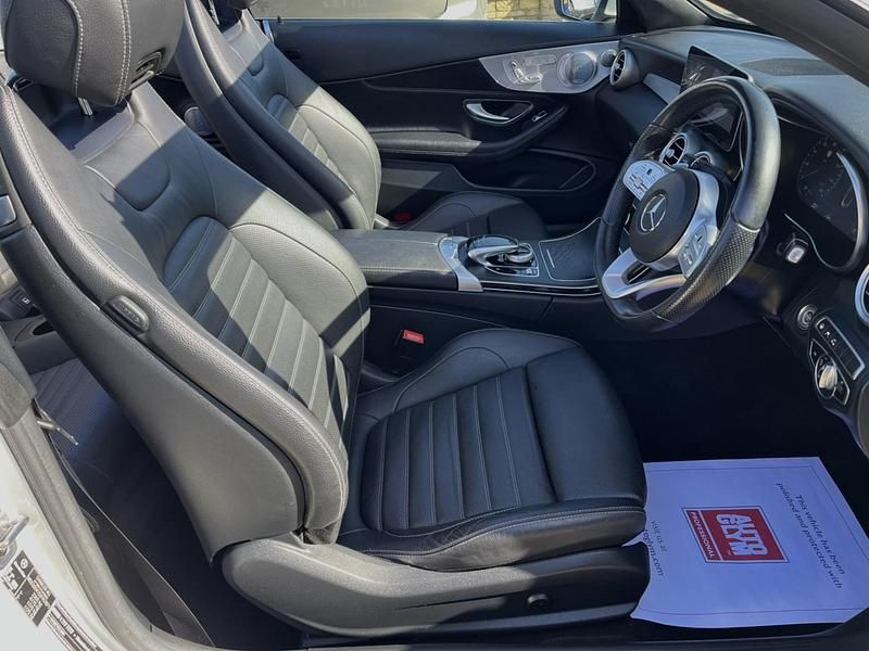 Usado Mercedes C220 AMG Line Premium Plus 2019 Branco Cabrios