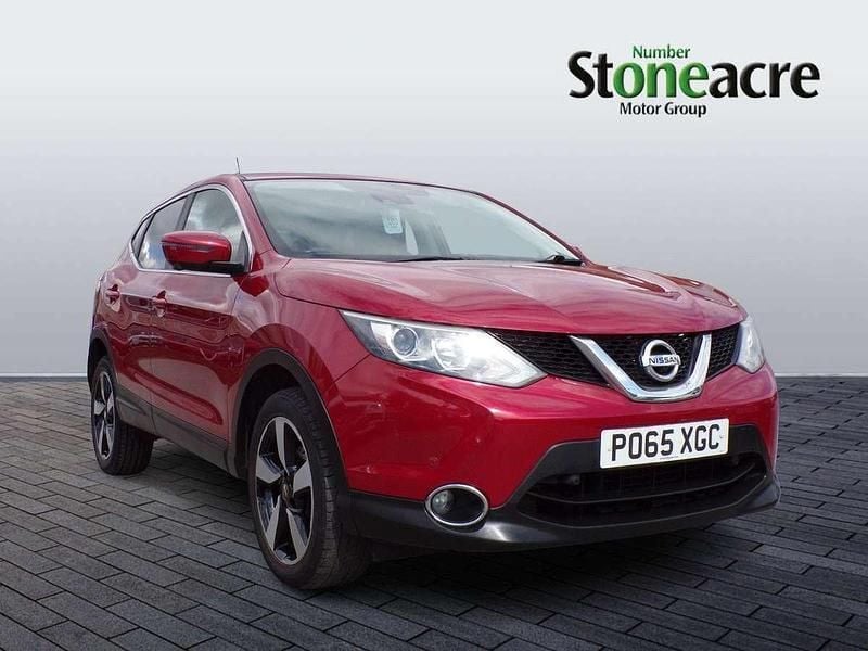 Red Used 2015 Nissan Qashqai N-TEC SUV | £6,495 (Fair price) - Image 1/4