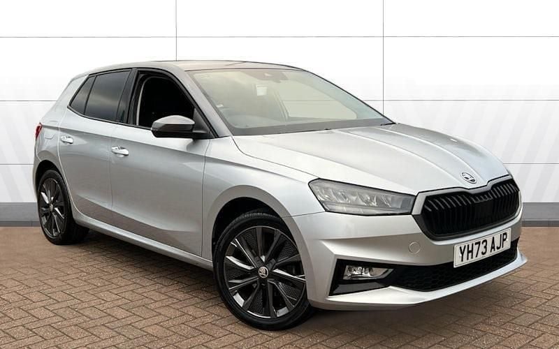 Used Skoda Fabia Colour Edition 110 HP (80 kW) 2023 Silver Hatchback