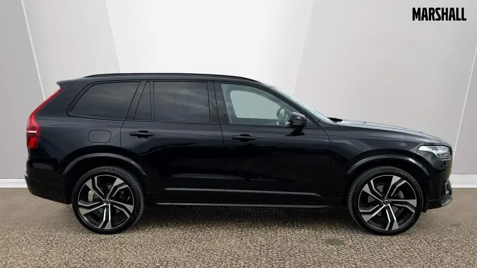 Used Volvo XC90 Ultra 250 HP (183 kW) 2025 Black SUV