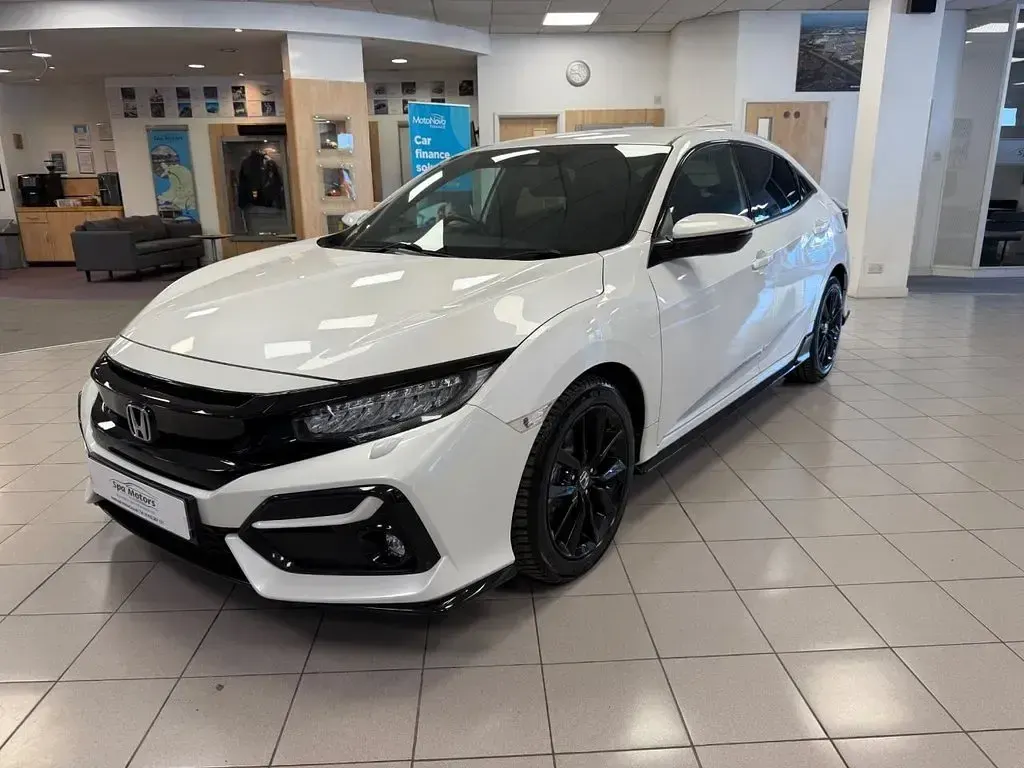 Used Honda Civic Sport 182 HP (133 kW) 2021 White Hatchback