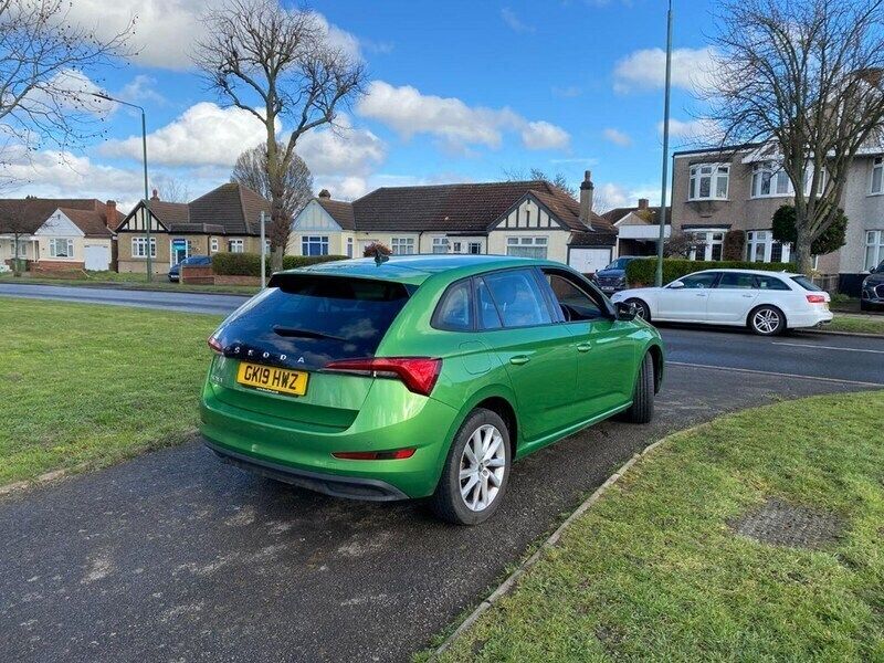 Used Skoda Scala SE 147 HP (108 kW) 2019 Green Hatchback