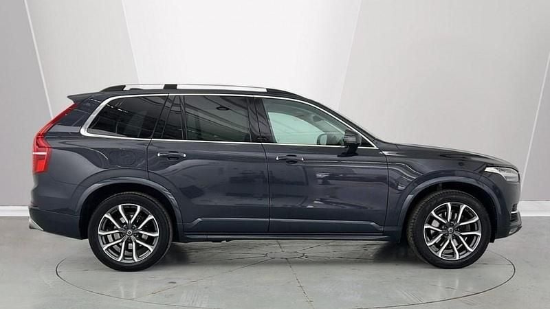 Used Volvo XC90 Momentum 247 HP (181 kW) 2019 Grey SUV