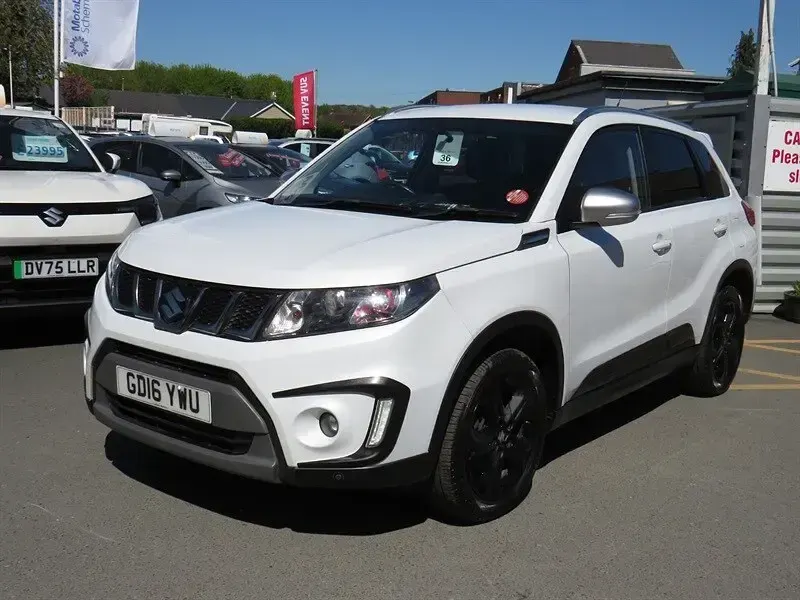 Used Suzuki Vitara 140 HP (102 kW) 2016 White SUV