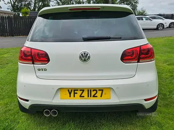 Used VW Golf VII Match 105 HP (77 kW) 2012 White Hatchback