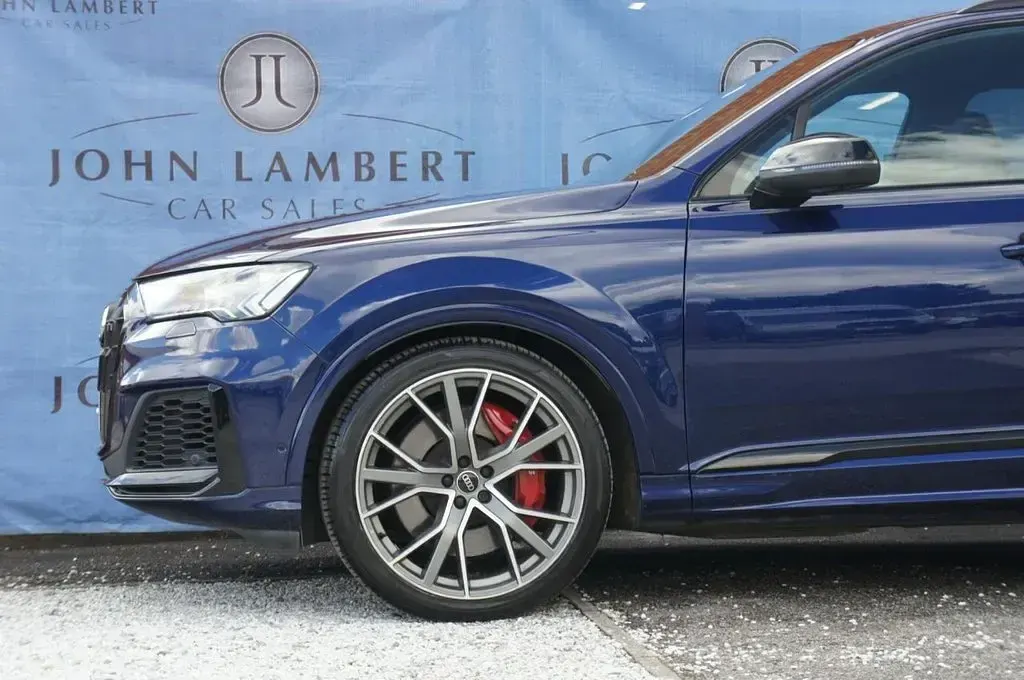 Used Audi SQ7 Comfort 507 HP (372 kW) 2021 Blue SUV