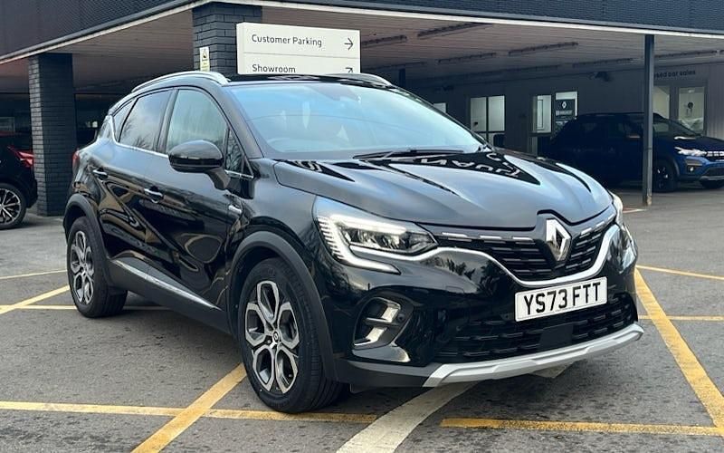 Black Used 2023 Renault Captur Techno SUV | £15,119 (Good price) - Image 1/4