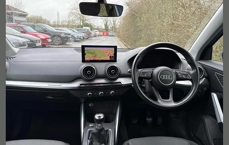 Used Audi Q2 Sport 147 HP (108 kW) 2018 Blue SUV