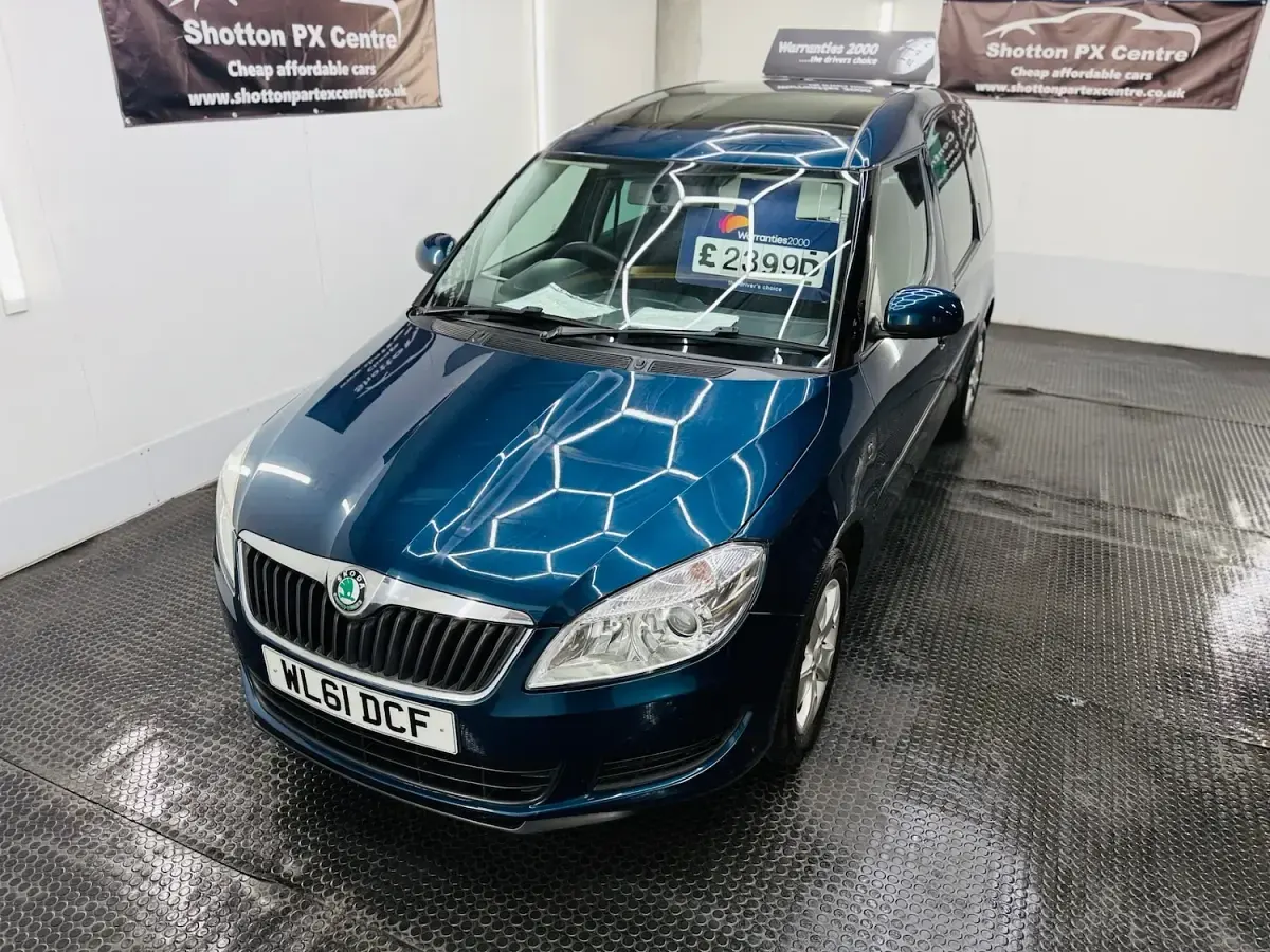 Used Skoda Roomster SE 105 HP (77 kW) 2011 Blue MPV