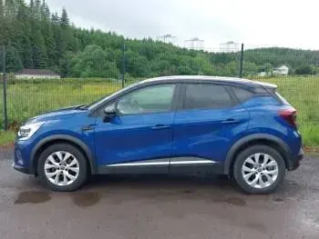 Used Renault Captur Iconic 95 HP (69 kW) 2020 Blue SUV