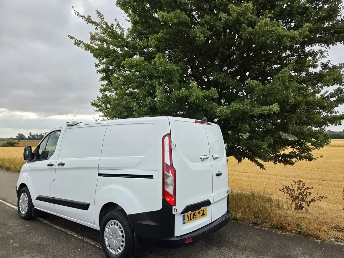 Used Ford Transit Custom 2019 White