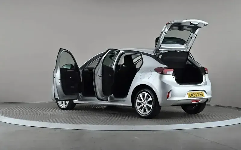 Used Vauxhall Corsa Design Edition 101 HP (74 kW) 2023 Grey Hatchback