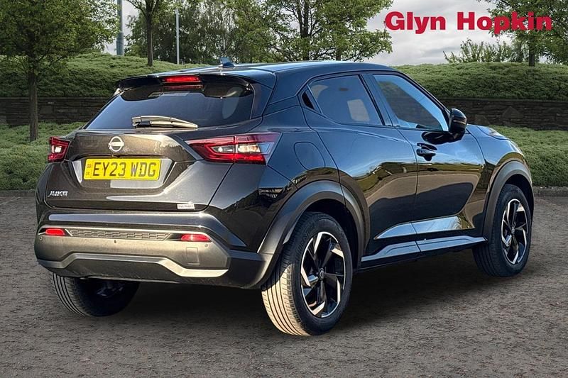 Used Nissan Juke N-Connecta 114 HP (83 kW) 2023 Black SUV