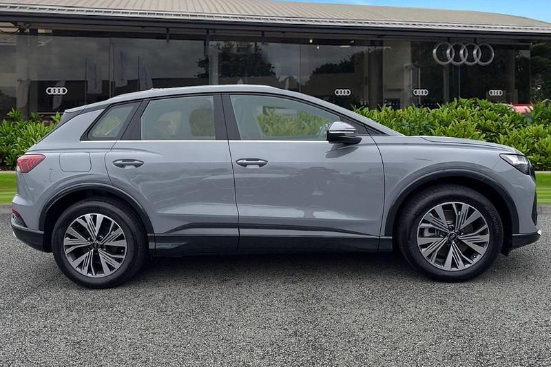 New Audi Q4 e-tron Sport 210 kW (286 HP) 2026 Grey SUV