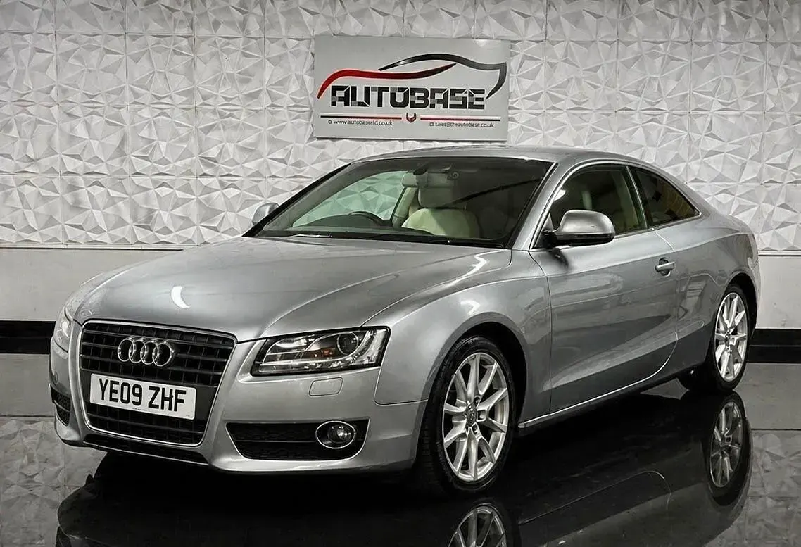 Used Audi A5 Sport 190 HP (139 kW) 2009 Grey Coupe
