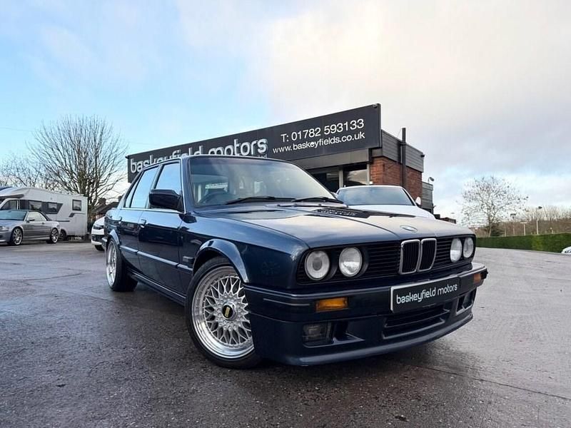 Blue Used 2017 BMW 320 Comfort Edition Sedan | £15,995 - Image 1/4