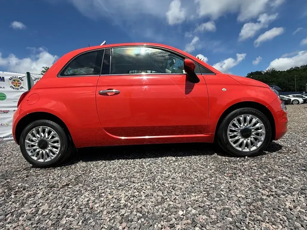Used Fiat 500 Lounge 69 HP (50 kW) 2019 Pink Hatchback