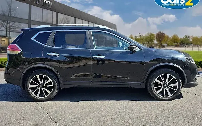 Used Nissan X-Trail N-Vision 131 HP (96 kW) 2017 Black SUV