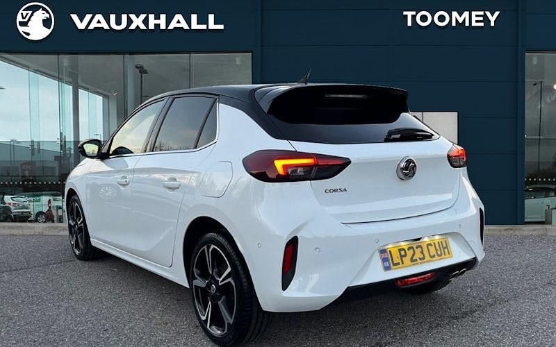 Used Vauxhall Corsa Ultimate 131 HP (96 kW) 2023 White Hatchback