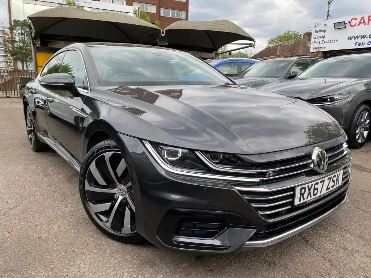 Usado VW Arteon R-line 2017 Cinzento Citadino