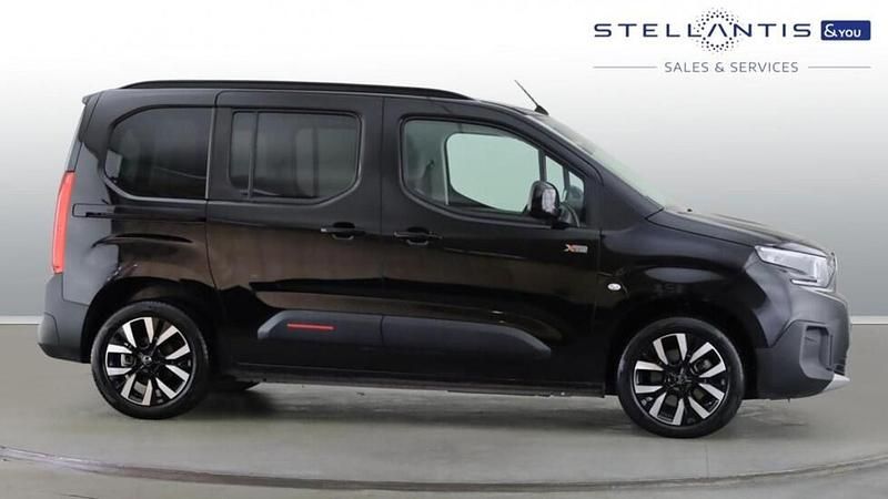 Used Citroën e-Berlingo 98 kW (134 HP) 2024 Black MPV