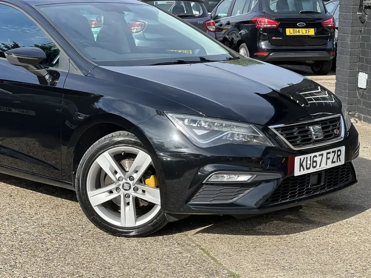 Used Seat Leon FR 150 HP (110 kW) 2017 Black Hatchback
