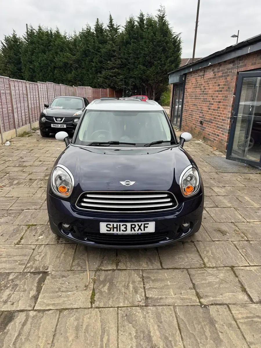 Used Mini Cooper 2013 Blue Hatchback