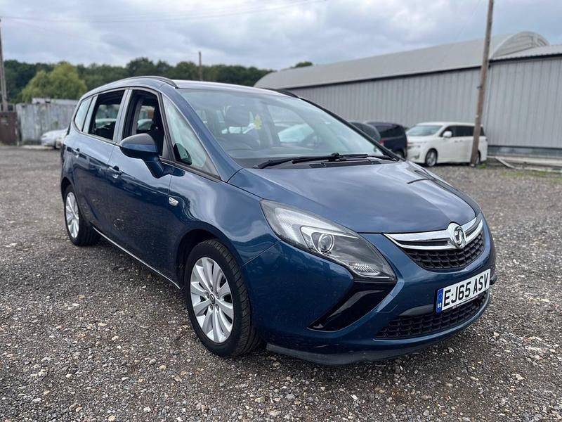 Blue Used 2015 Vauxhall Zafira Design Edition MPV | £1,650 - Image 1/4
