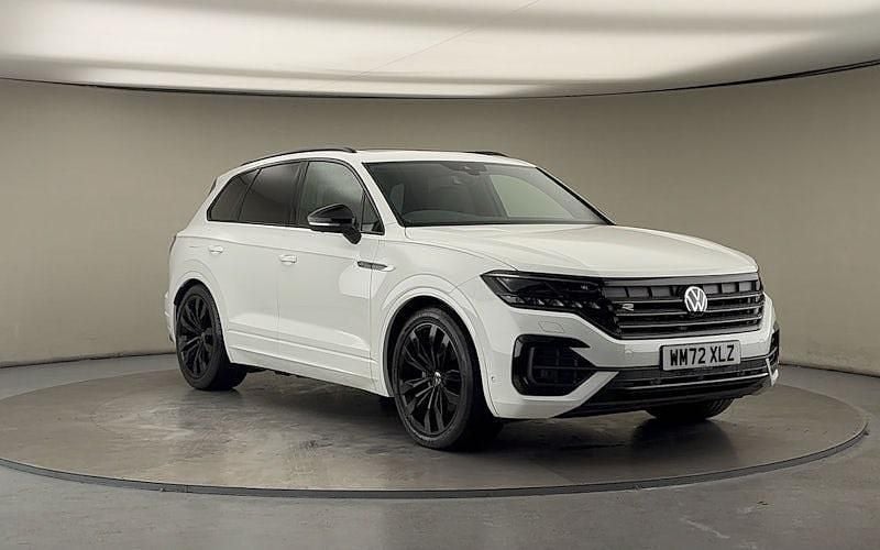 Used VW Touareg Black Edition 286 HP (210 kW) 2022 Pure white SUV