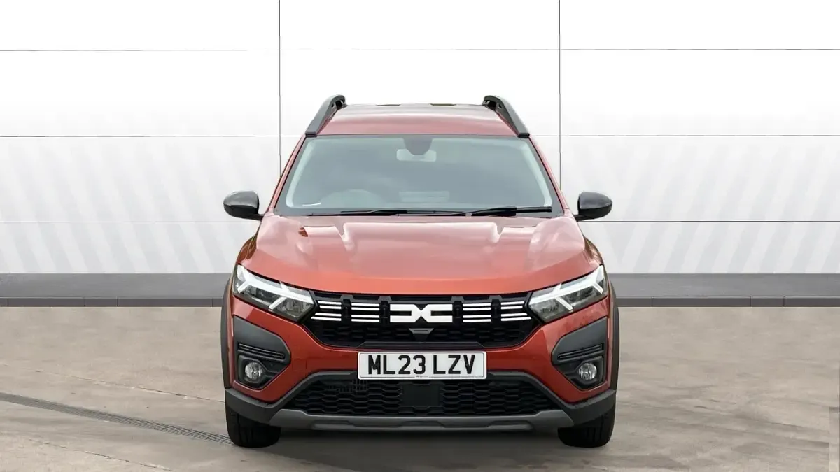 Used Dacia Jogger Extreme 109 HP (80 kW) 2023 MPV