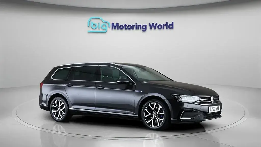 Used VW Passat GTE 218 HP (160 kW) 2022 Estate