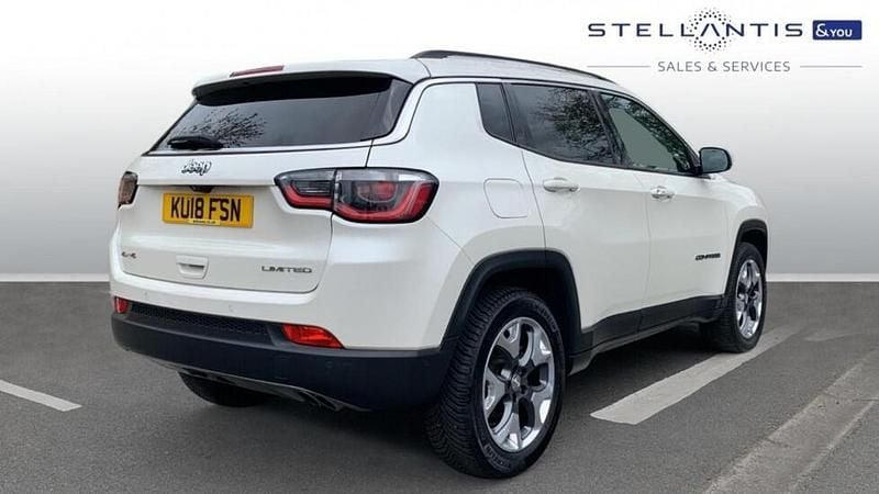 Used Jeep Compass Limited 168 HP (123 kW) 2018 Grey SUV