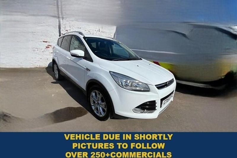 Used Ford Kuga Titanium 150 HP (110 kW) 2015 White SUV