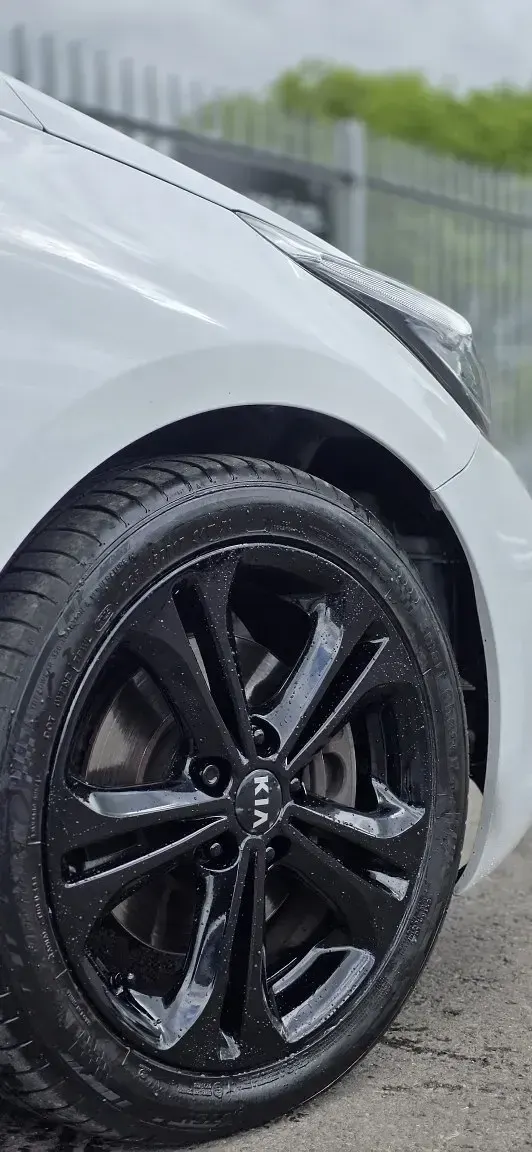 Usado Kia Ceed GT-Line 136 HP (100 kW) 2016 Branco Citadino