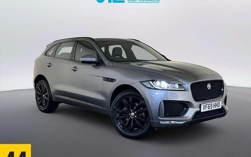 Used Jaguar F-Pace Chequered Flag 180 HP (132 kW) 2020 Grey SUV