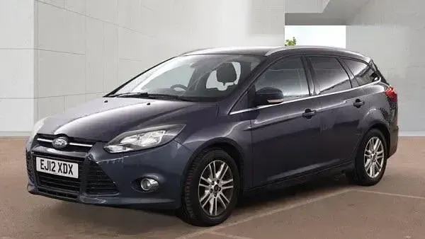 Used Ford Focus Titanium 125 HP (91 kW) 2012 Grey Estate