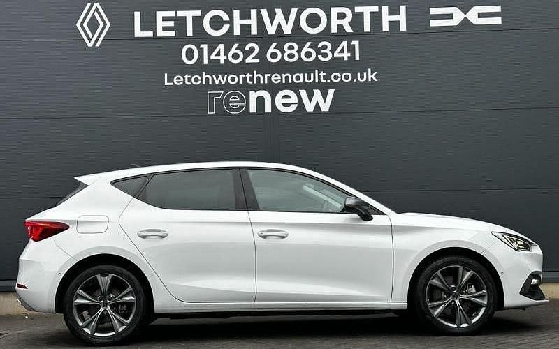 Used Seat Leon FR 204 HP (150 kW) 2023 Hatchback