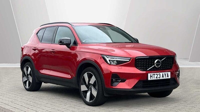 Red Used 2023 Volvo XC40 Ultimate SUV | £31,950 (Fair price) - Image 1/3
