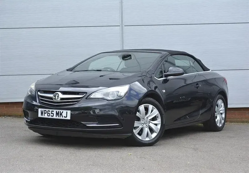 Used Vauxhall Cascada S 165 HP (121 kW) 2016 Black Cabriolet