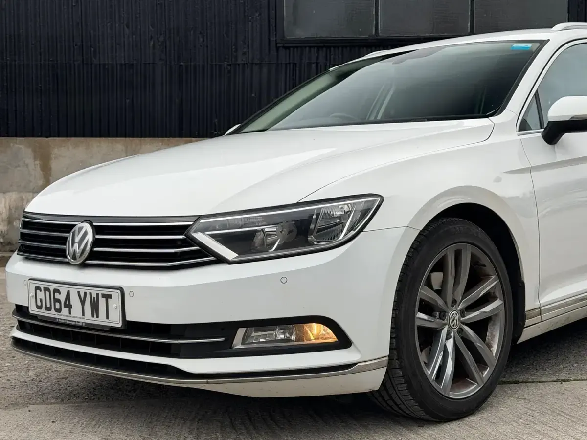 Used VW Passat GT 150 HP (110 kW) 2015 White Estate