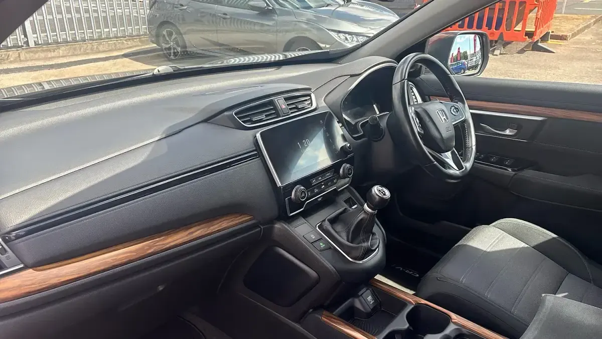 Used Honda CR-V SE 173 HP (127 kW) 2018 Brown SUV