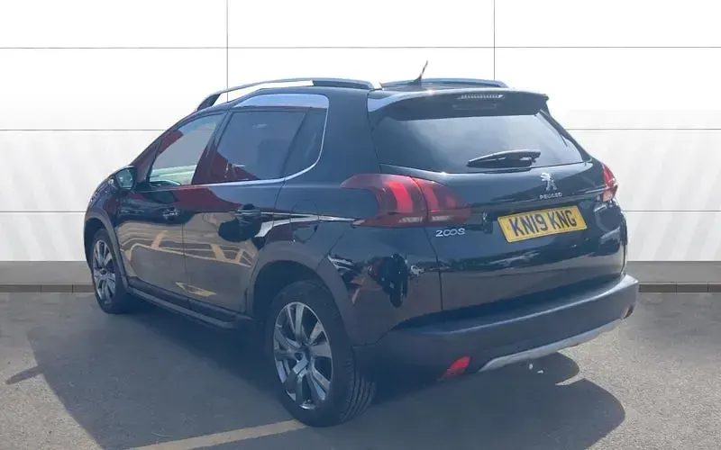 Used Peugeot 2008 Allure Premium 102 HP (75 kW) 2019 Black SUV