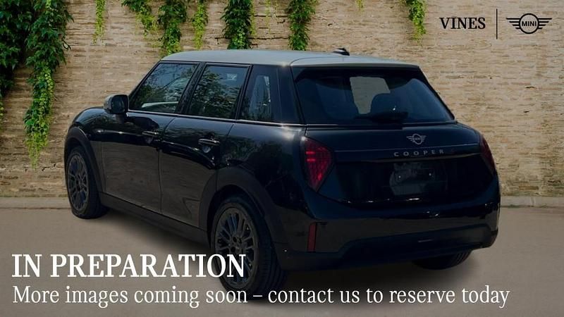 Usado Mini Cooper S Hatch 201 HP (147 kW) 2025 Preto Citadino